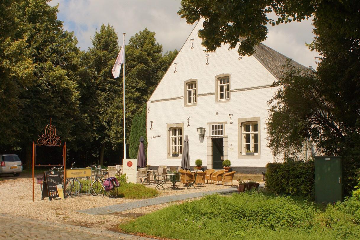 Het Kapelhuis Bed and Breakfast Thorn Eksteriør billede